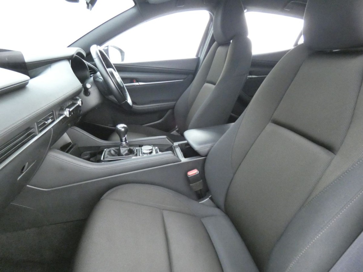 MAZDA 3 2.0 SE-L MHEV 5D 177 BHP - 2020 - £12,990